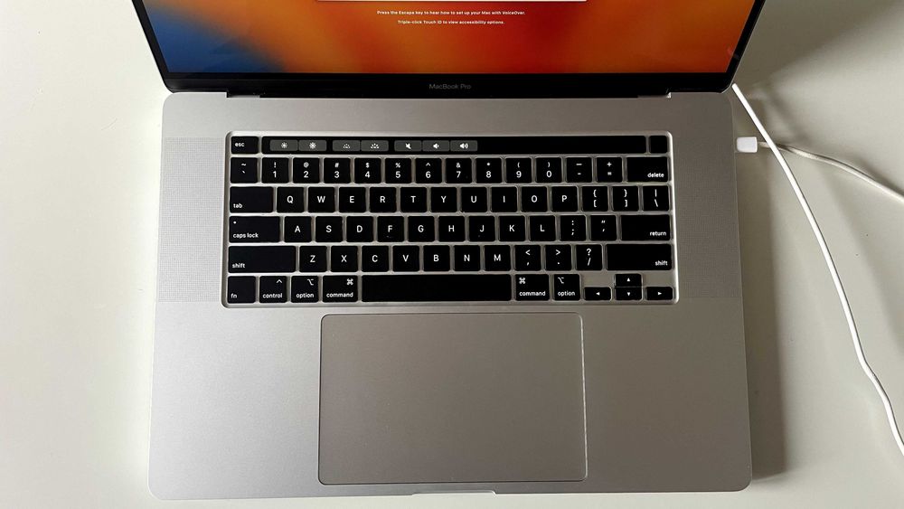 MacBook Pro 16-inch (2019) – 16,1 | i7 2.6GHz | 16GB RAM | 512GB