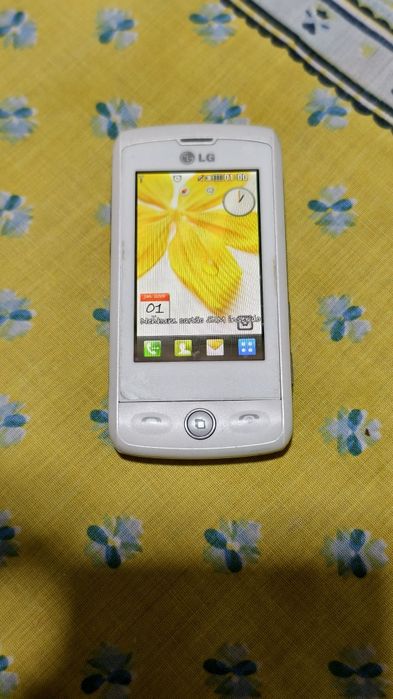 LG GW520 a funcionar
