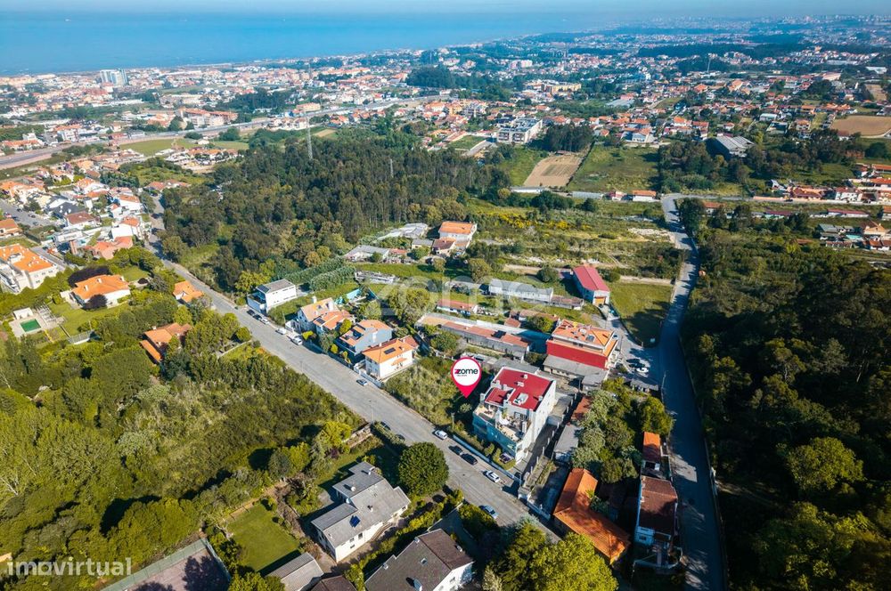 Terreno urbano para moradia - 417 m² - Arcozelo - Vila Nova de Gaia