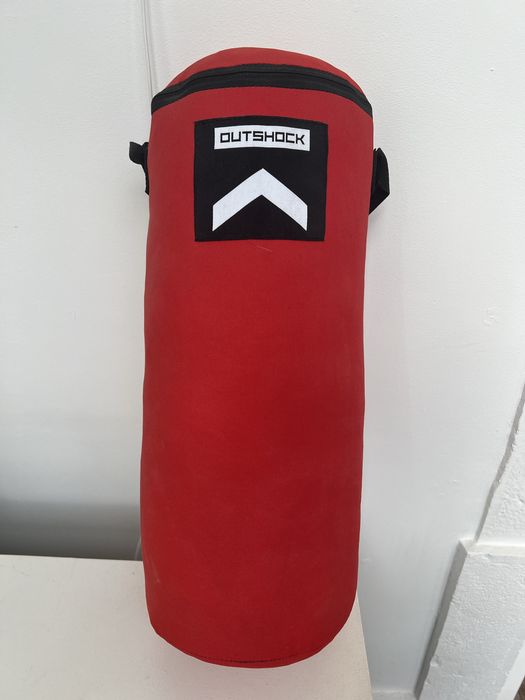 Saco boxe pequeno OUTSHOCK