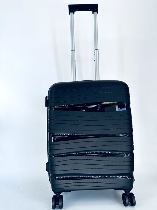 Nowa PP walizka mocna kabinowa mała M czarna