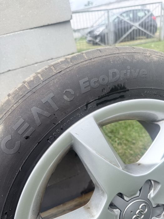 Sprzedam alufelgi z oponami do Audi