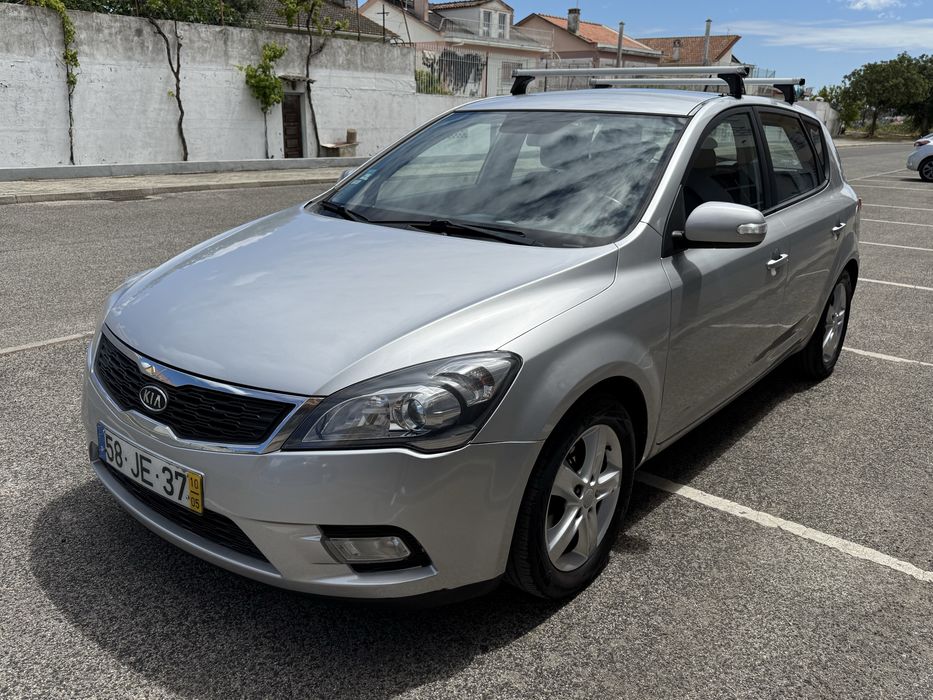 Kia Ceed 1.6 CRDi EcoDynamics 2010 / Excelente Estado