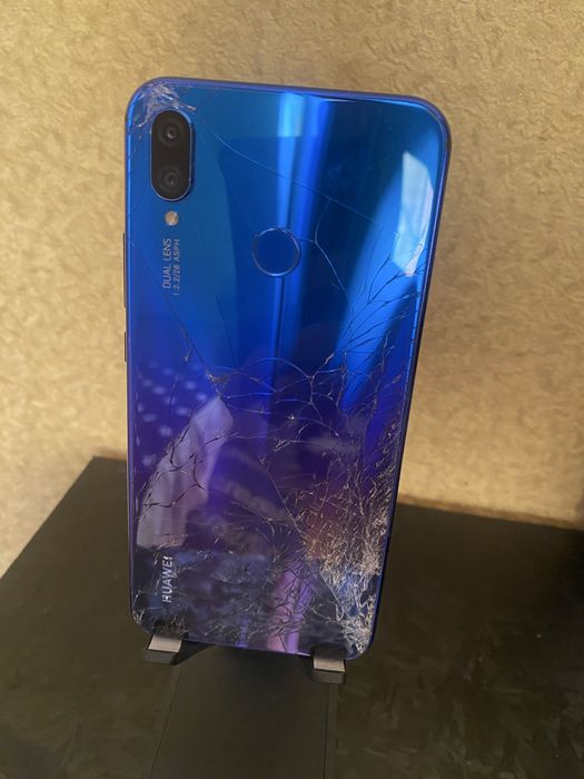 Huawei p smart+.