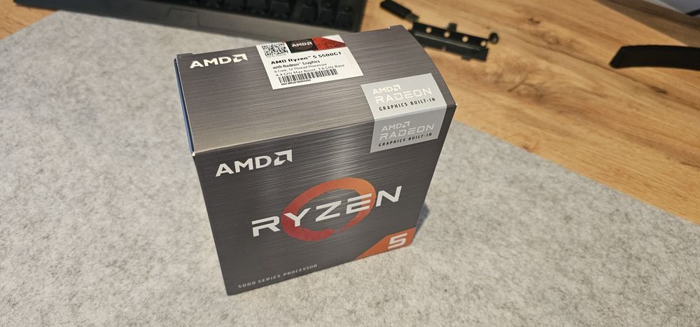 AMD Ryzen 5 5500GT Novo Lacrado + cooler original