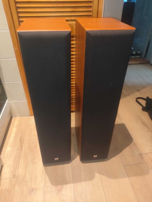 Sprzedam kolumny JBL E80