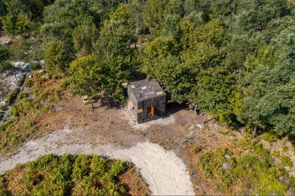 -Tiny House Única em Cortiça- 
"Uma das casas mais pequenas do mundo!!