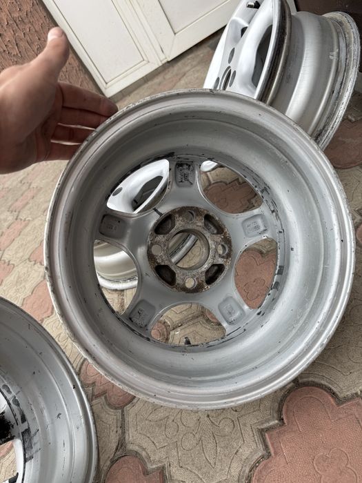 Диски титановые  р13 4:98