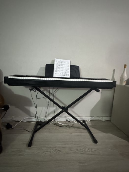 Piano Digital Yamaha P-145 + Acessórios