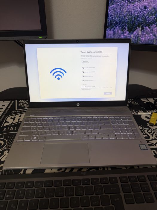 HP Pavilion i7 8ª Gen | 8GB RAM | SSD | Rápido | Como Novo