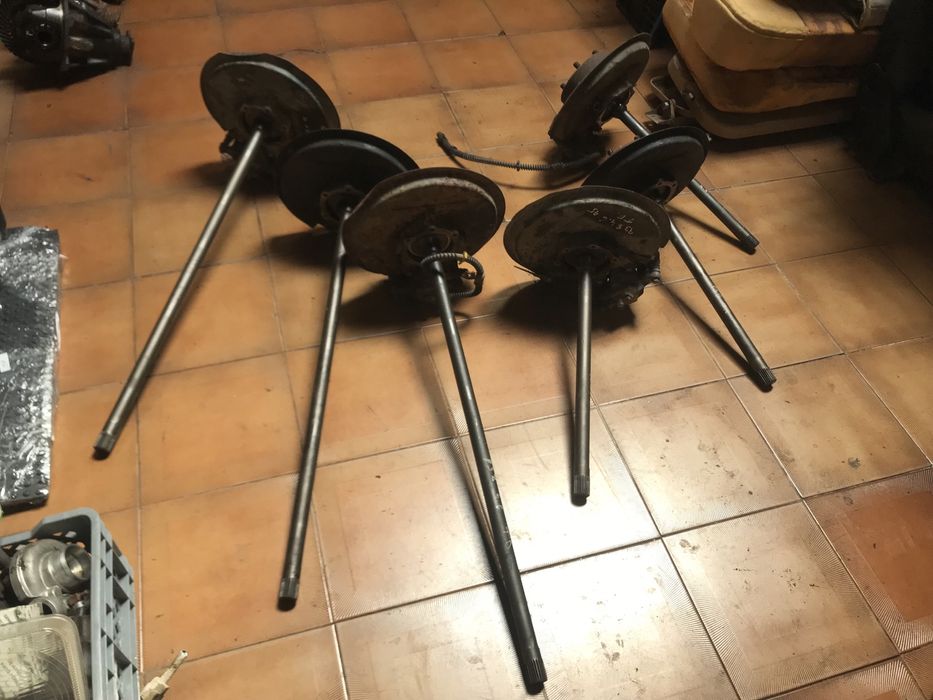 Eixos, pinhas diferencial, braços, túneis, etc. Range Rover P38