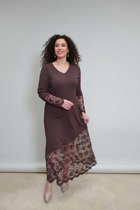 Brązowa Sukienka z gipiurą Sasha Ferrano Roz. 1 i 2