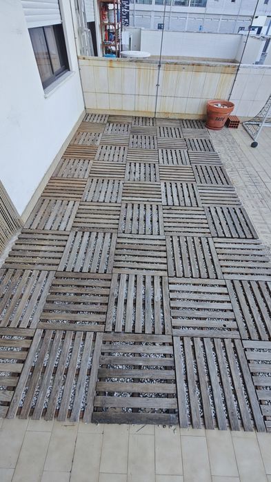 50 Estrados deck madeira pinho silvestre classe 3  30 mm 50x50cm