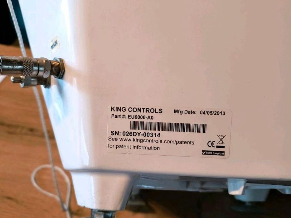 Antena satélite totalmente automática para campismo