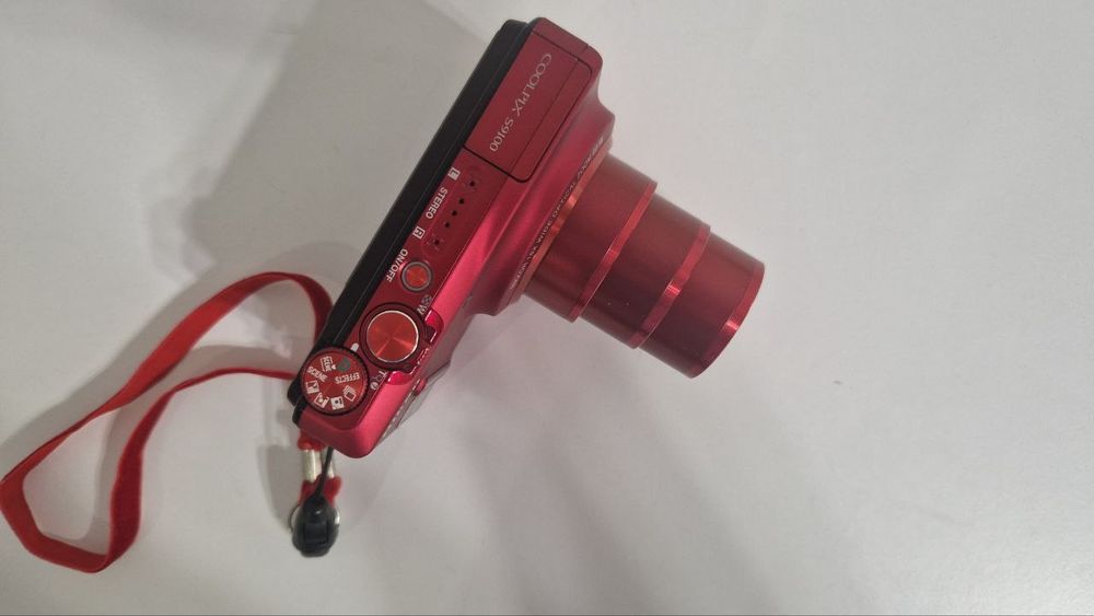 Nikon Coolpix S9100 18кратний зум