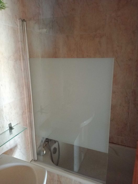 Vidro / resguardo para banheira