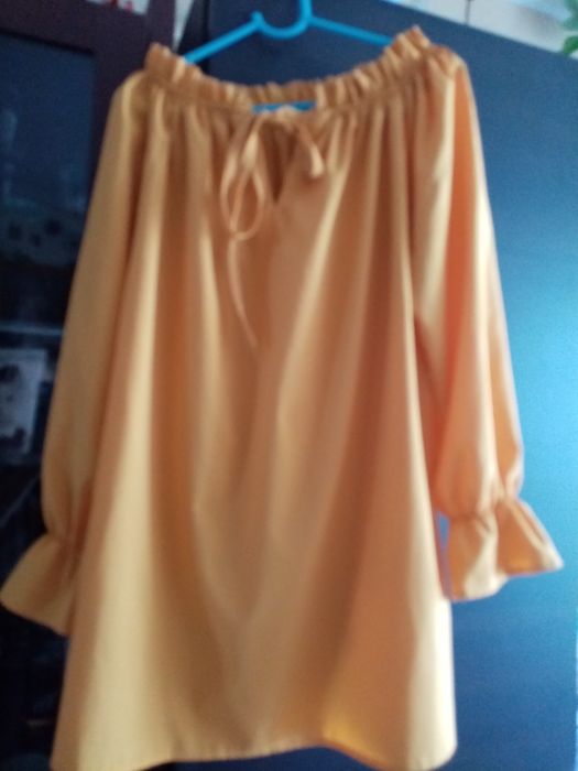 Sprzedam bluzeczki bardzo ładne za jedną 15 zł