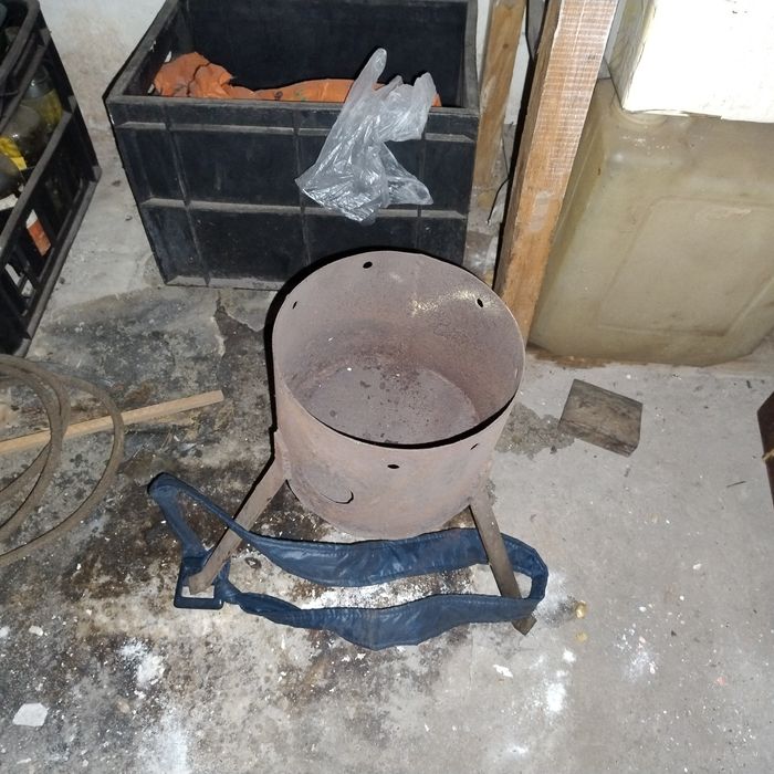 піч під кострулю (котелок)