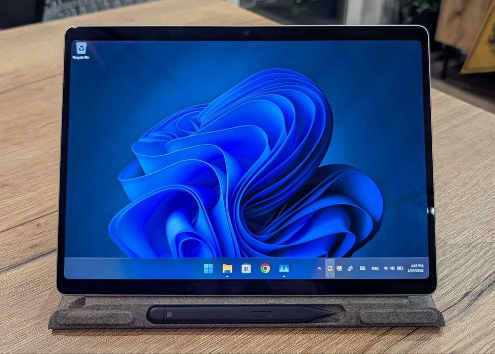 Surface Pro 11 OLED | X Elite | 1TB | Zestaw Klawiatura + Pen