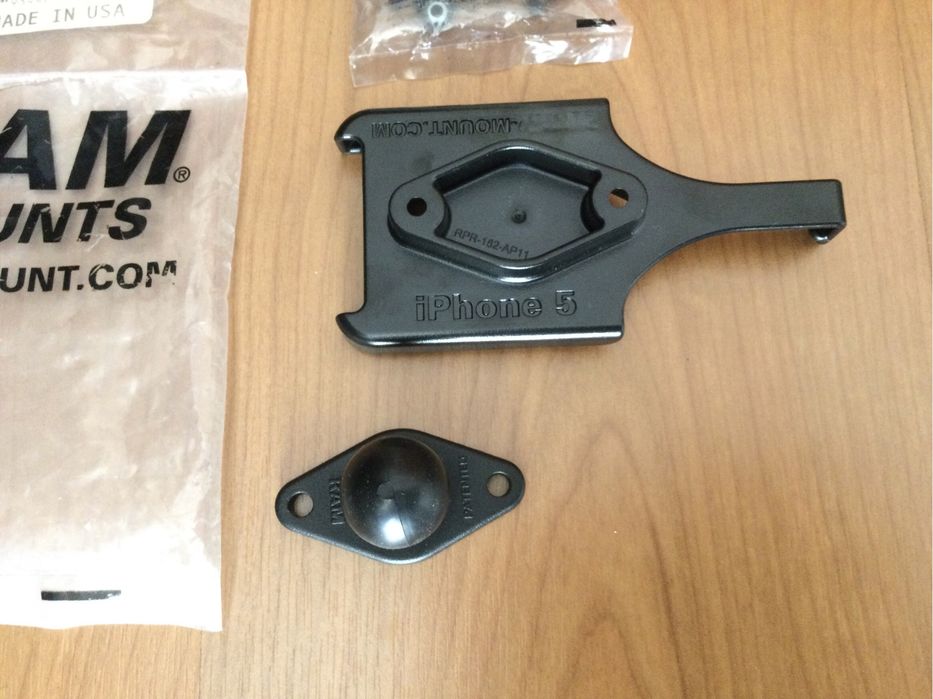 Acessório RAM Mounts para iphone 5