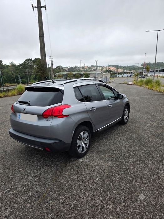 Peugeot 2008 1.2 PureTech Access