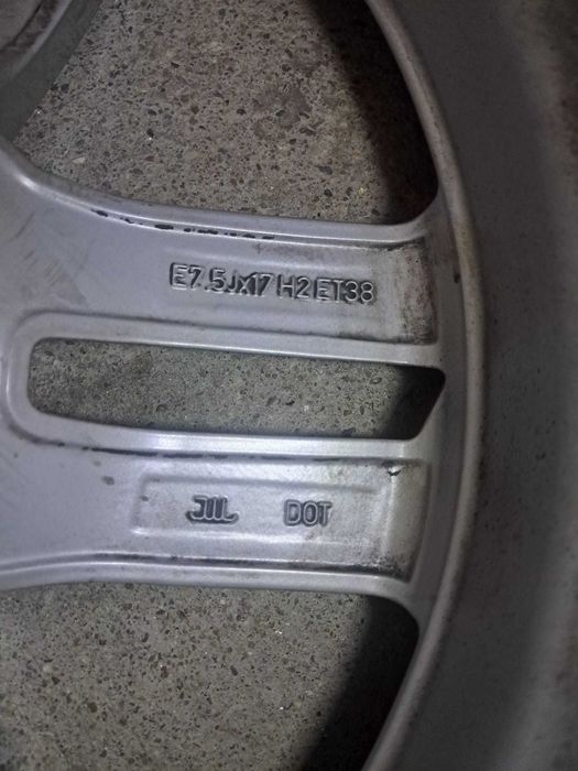 Pneus e jantes audi A4