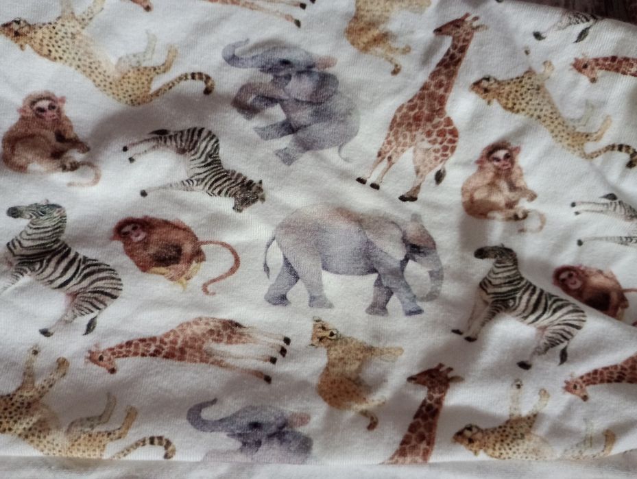 Szal w zwierzęce wzory