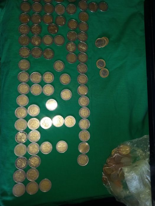 Vendo moedas de colecção raras