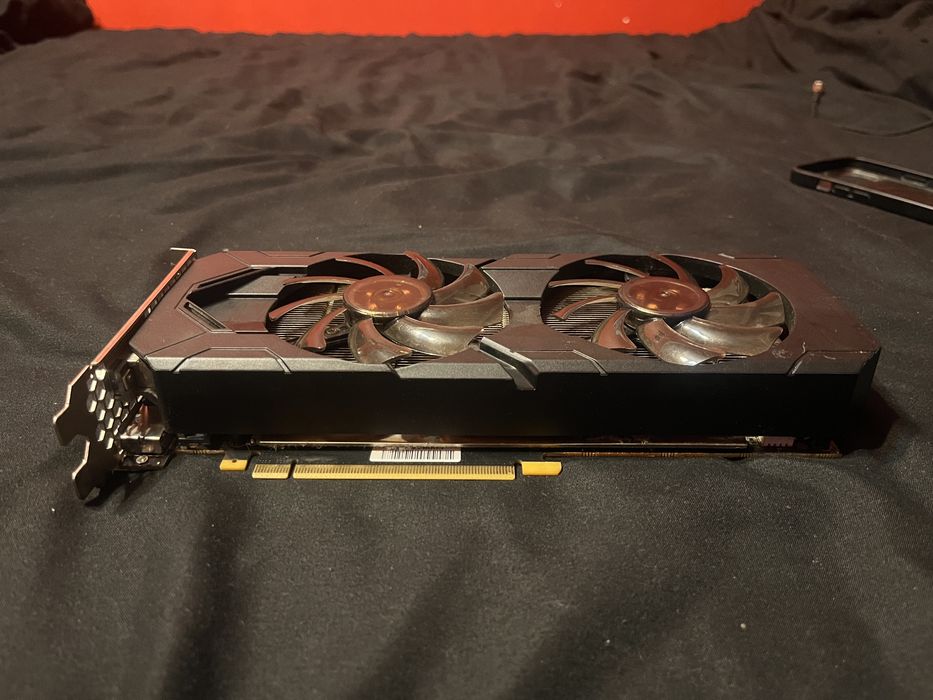 Gtx 1070ti 8GB.