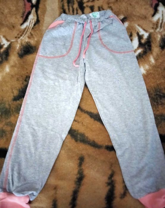 Штаны спортивные для девочки. Тёплые штаны. Лосины. Размер 128-134