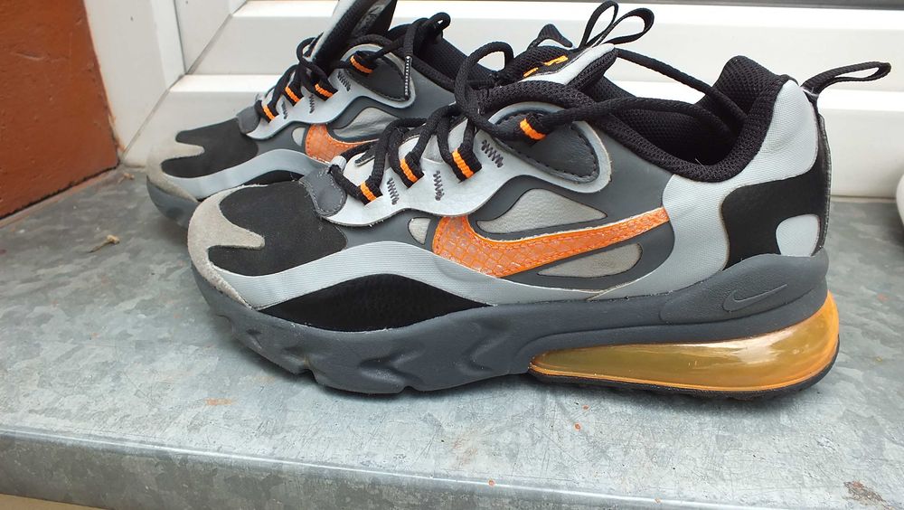 Super buty sportowe marki Nike Air 270 react w roz 39