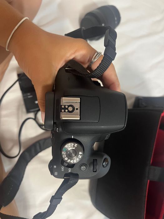 Canon 2000d (kit viagem)