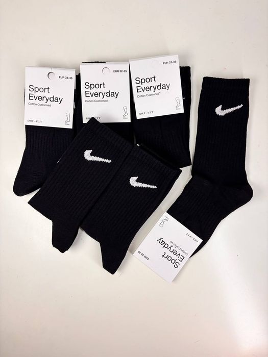 Nike dziecięce Skarpety Czarne 32-35(6 par) Dri-Fit