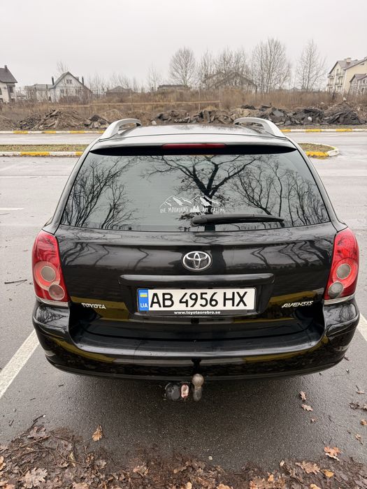 Toyota Avensis 2007 2.0 бензин