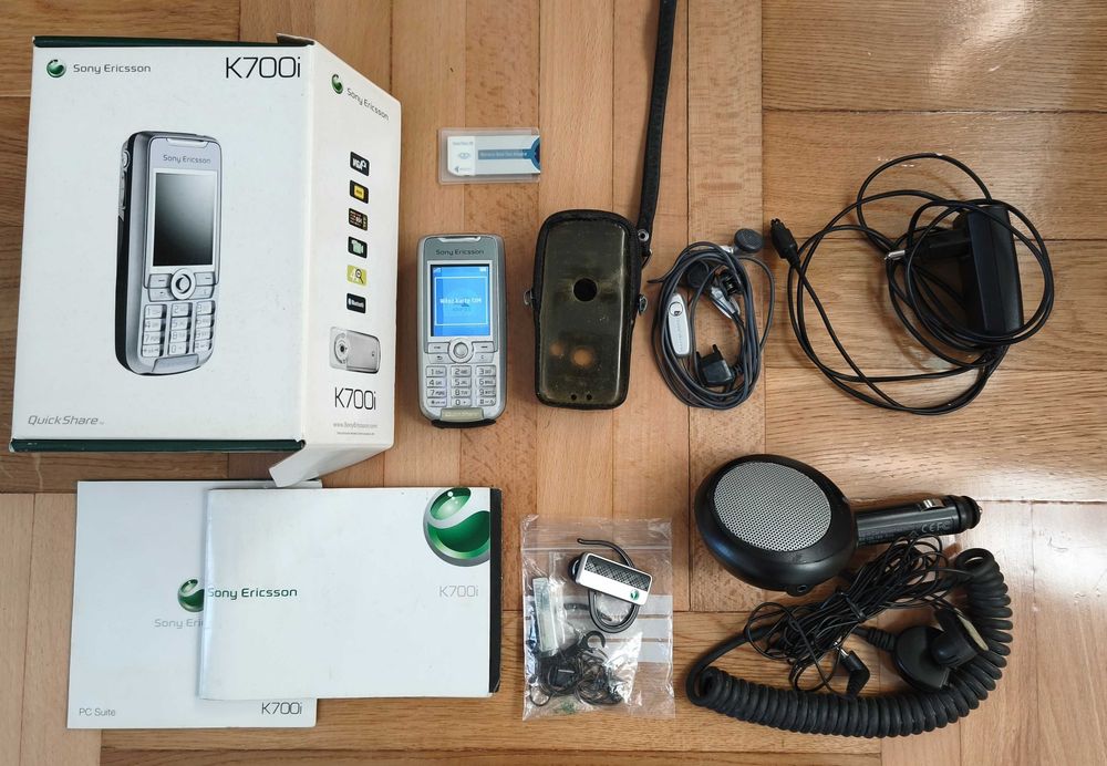 Sony Erricsson 4szt z akcesoriami