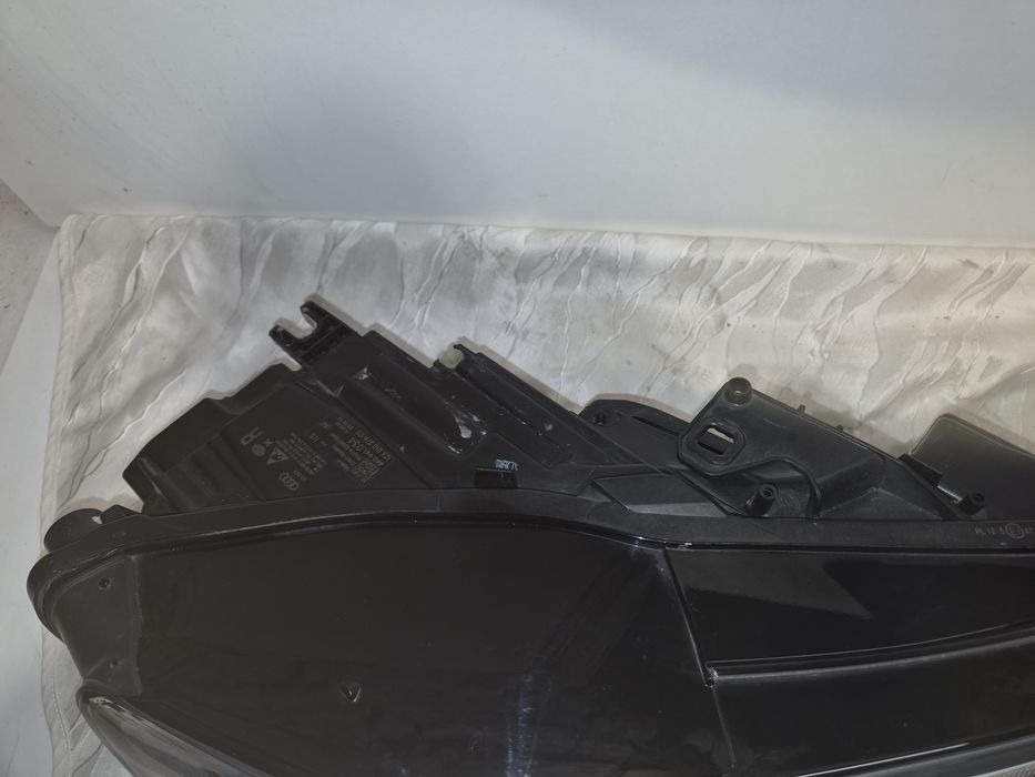 Reflektor Lampa przód prawa Audi A6 C8 LED (4K0941034)