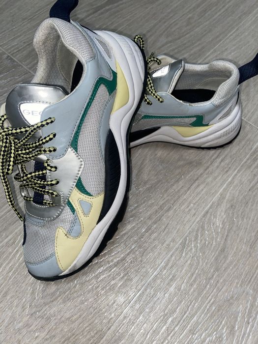 Geox 40 кросівки