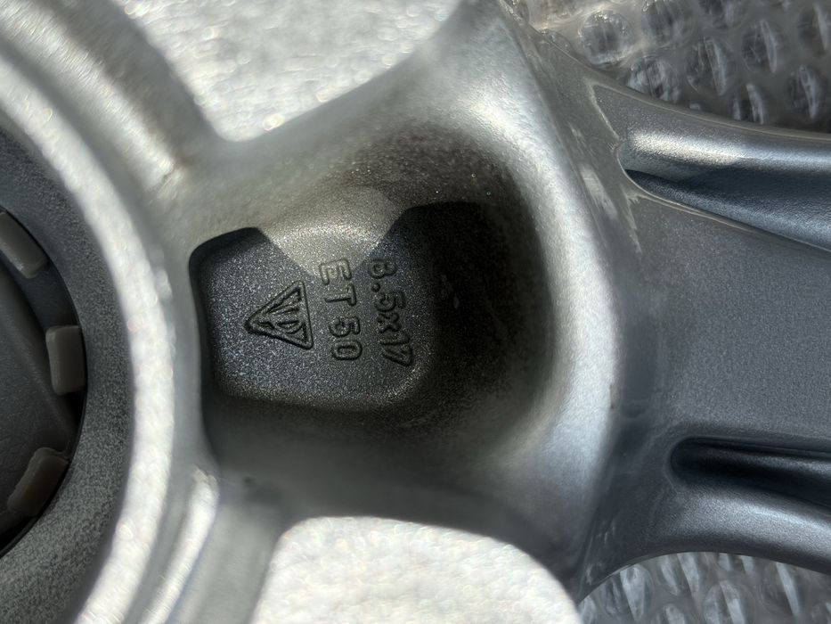 Jantes porsche twisted 17 5x130