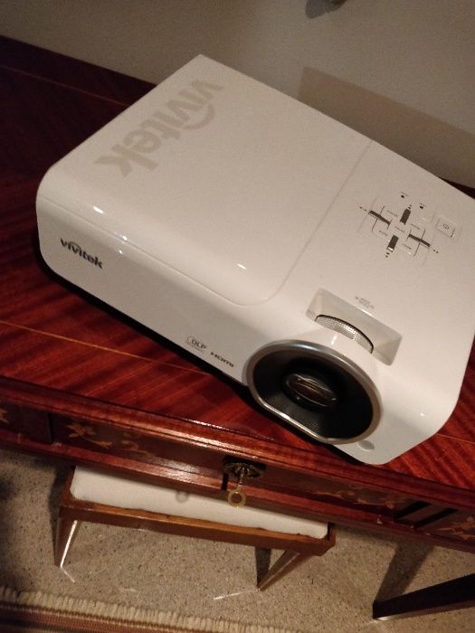 Projectores Vivitek64284542087939124