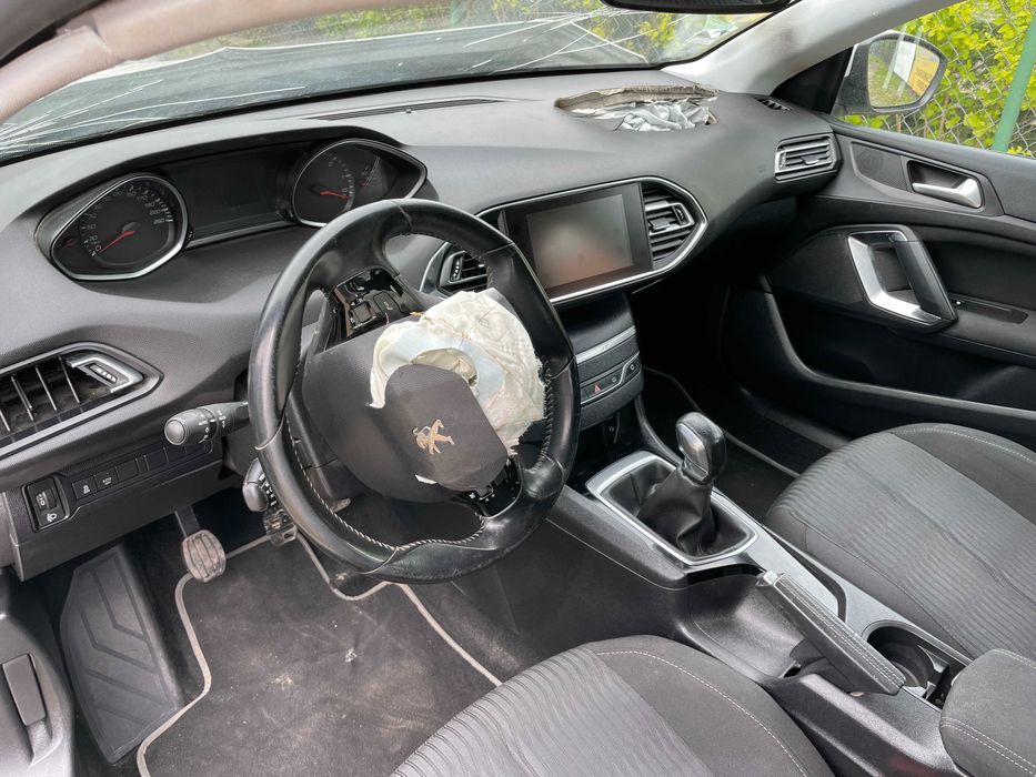 Peugeot 308 T9 kombi - 1,5 b-hdi 1,6 blue-hdi - na części