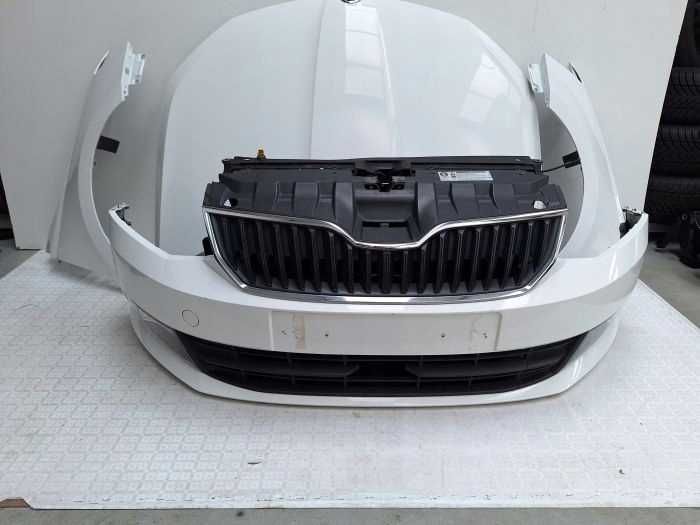 SKODA FABIA капот шкода фабія  разбор запчастина деталь запчасть