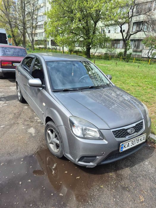 Продам KIA Rio II покоління, 2011 рік — 5300 $