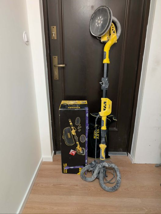 Szlifierka do gipsu STANLEY SFMEE500S