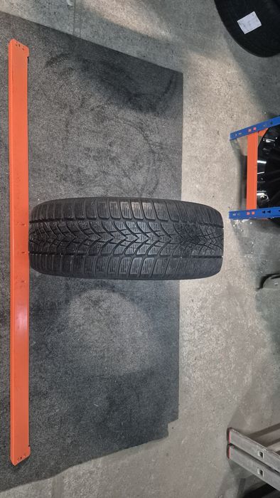 Opona Dunlop Spwinter Sport 4D 205/55R16 2016r.