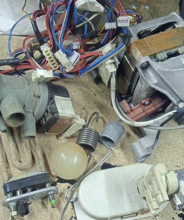 Запчасти пральної машини индезит