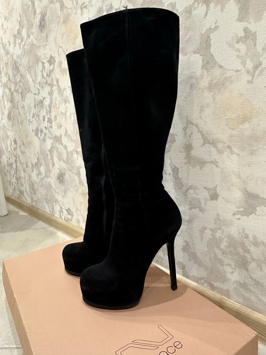 Сапоги на каблуке