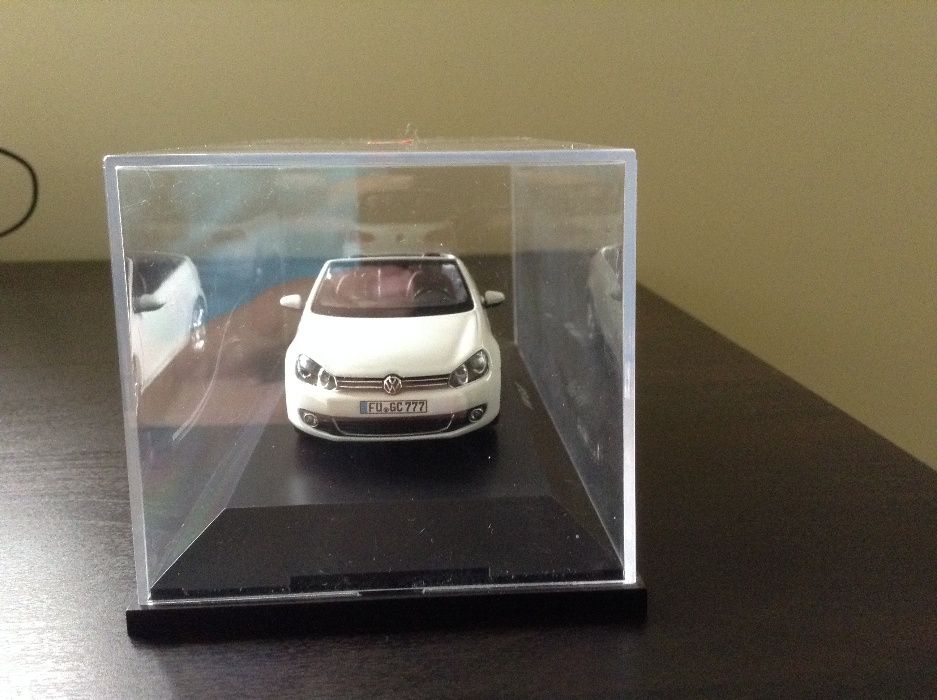 VW Golf 1:43 SCHUCO limited edition 1:43