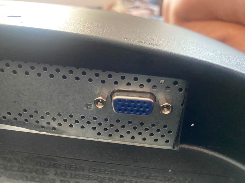 Продаю монітор FLATRON w2243s