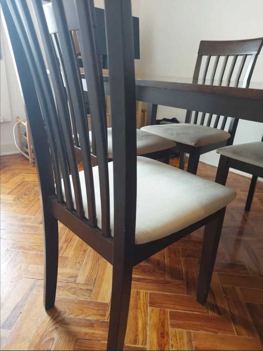 Mesa de jantar + 4 cadeiras
