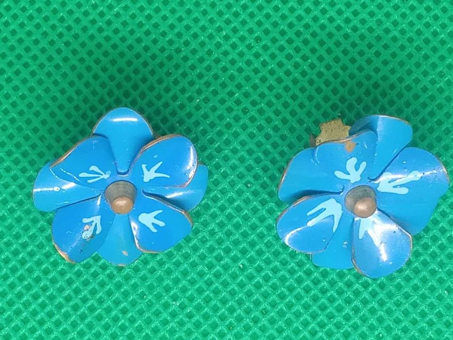 Лот Украшений.  Серьги Abella бирюза + клипсы цветы в емели из ссср
